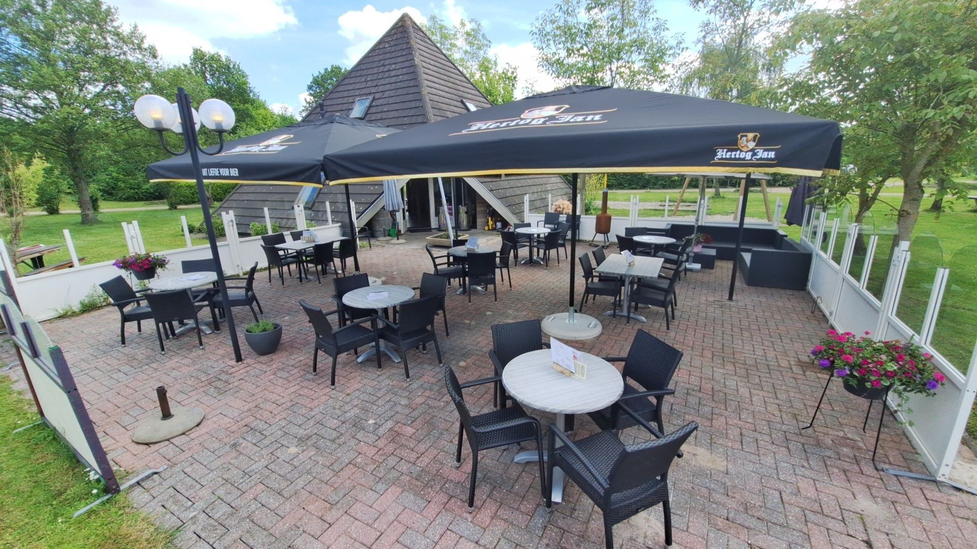 Buiten terras camping hunze bulten drenthe